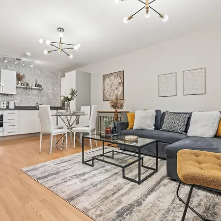 Entire Luxury 1bed Centre Apartment